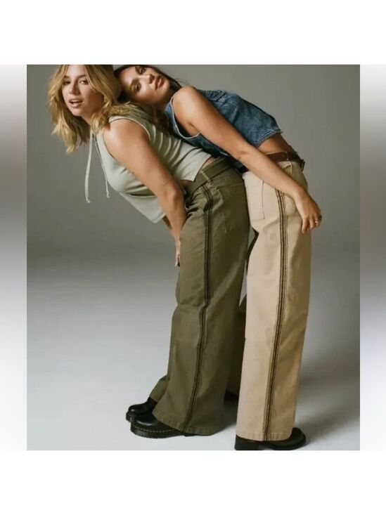 American Eagle Outfitters Pants - AMERICAN EAGLE Maddie Kensey Ziegler Wide Leg Baggie Pants Khaki Green Sz 8 NWT